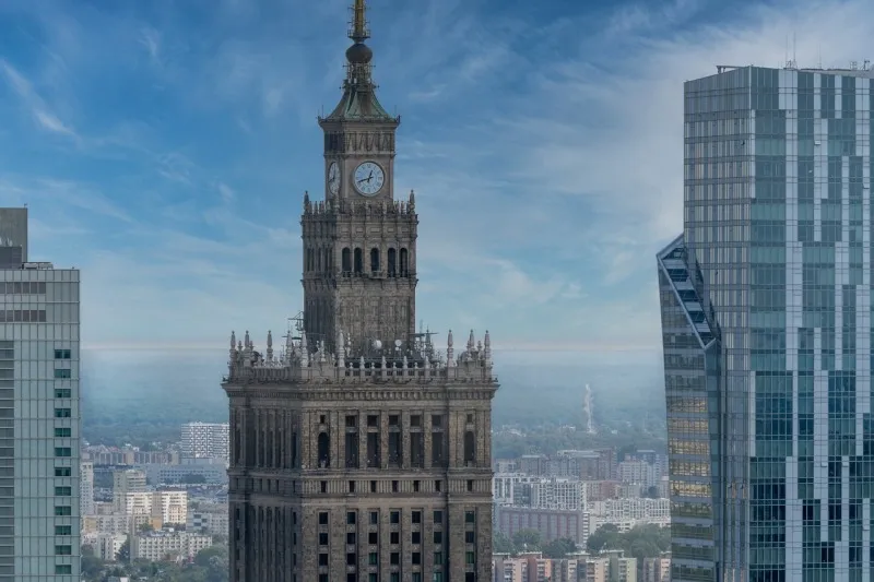 Warszawa: imprezy integracyjne na trampolinach dla firm. Na czym polegają? Czy warto?